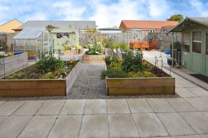 Photo 9- click for photo gallery